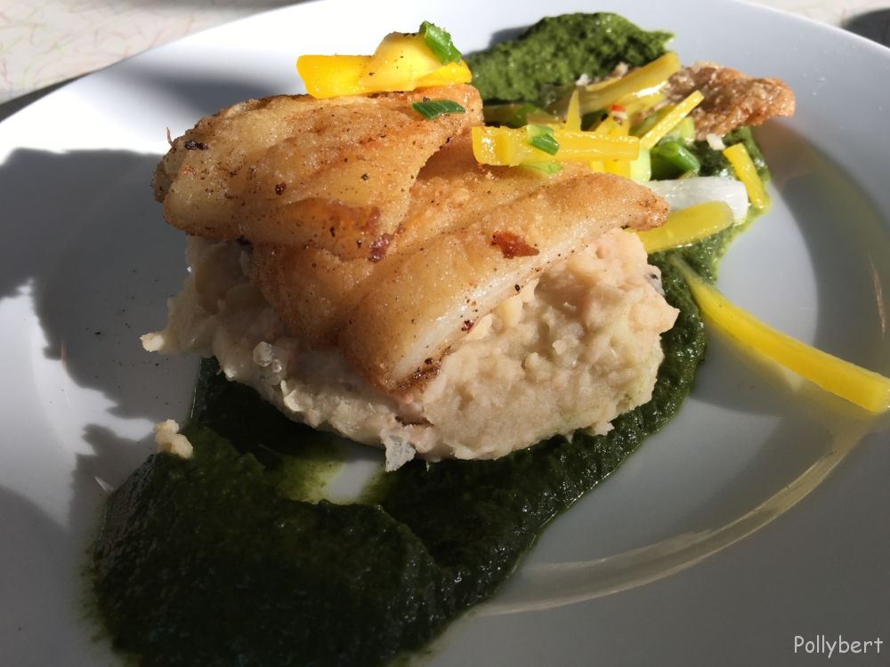 pike-perch with mashed beans and creamy spinach with Thai basil