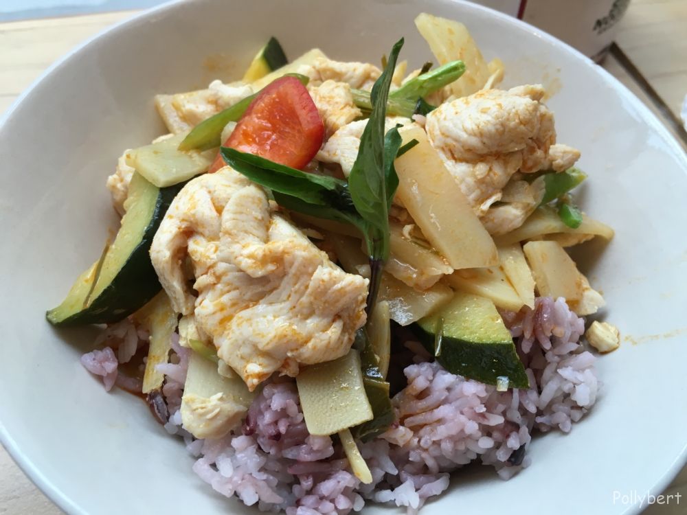 red curry @Mamamon Thai Eatery